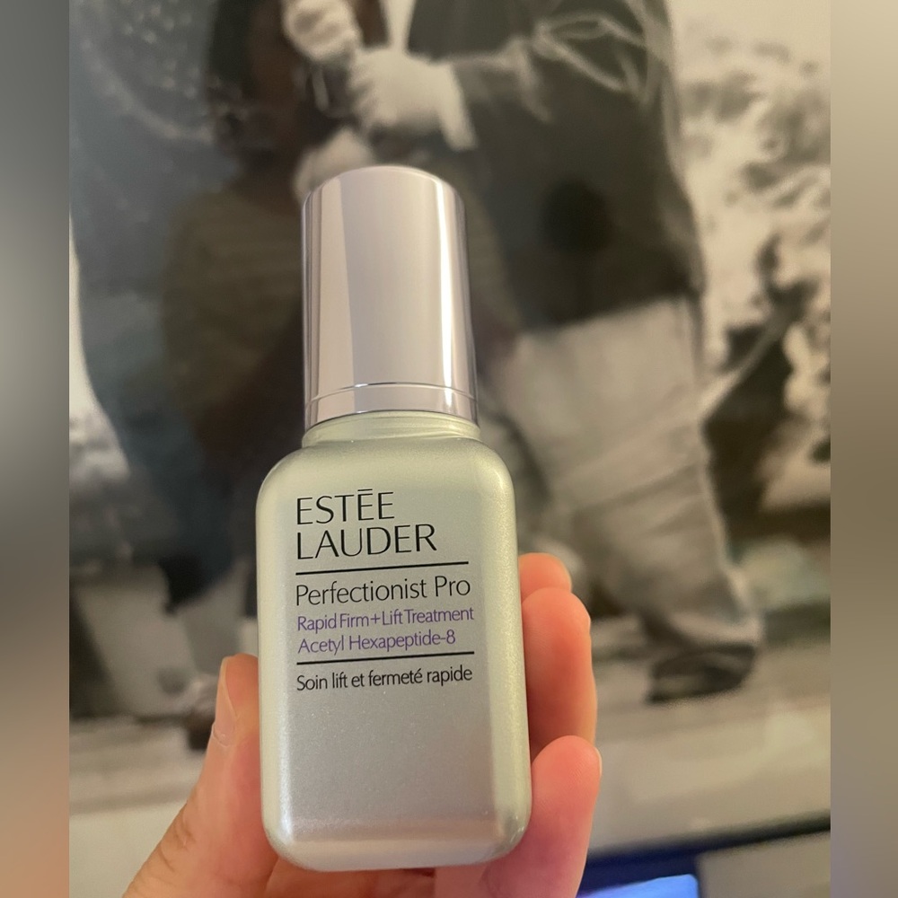 Estée Lauder Perfectionist Pro Rapid Firm + Lift Treatment 30ml – New in Box